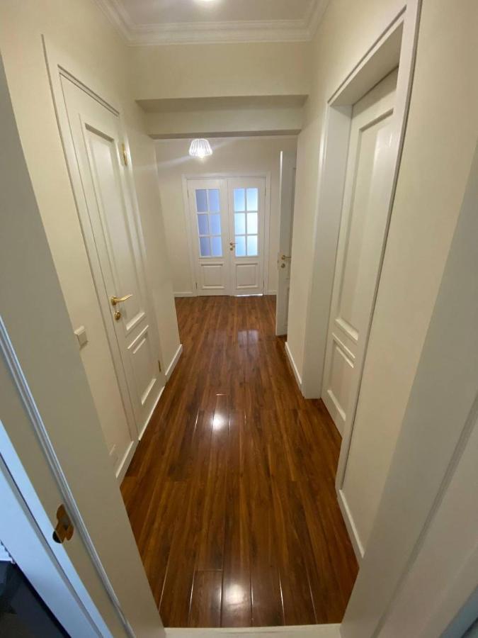Appartement Avec 2 Chambres En Centre Ville Chisinau Ngoại thất bức ảnh
