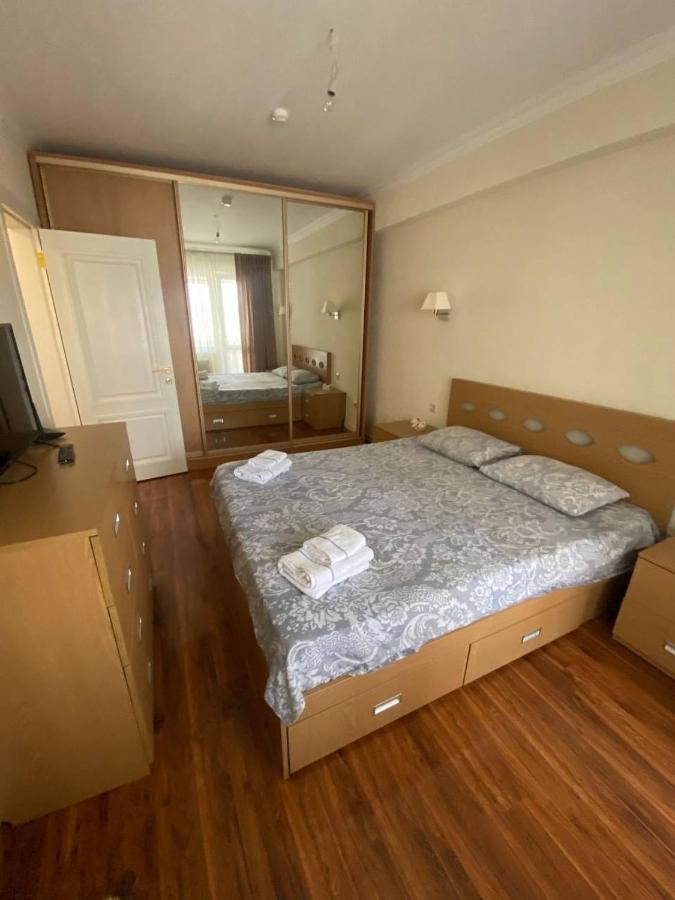 Appartement Avec 2 Chambres En Centre Ville Chisinau Ngoại thất bức ảnh